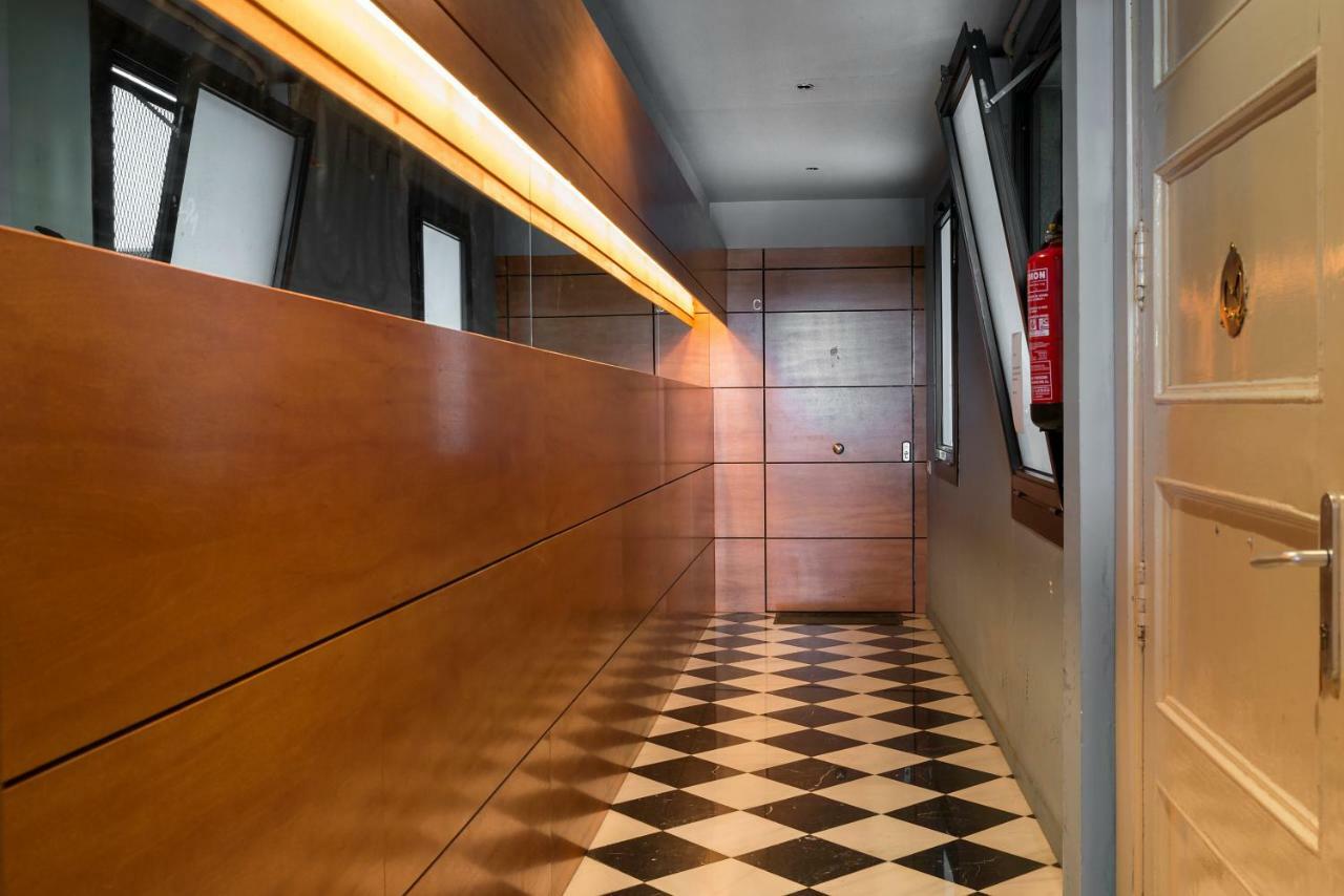 Sibsbcn Coliseum - Cozy And Central Barcelona Bagian luar foto